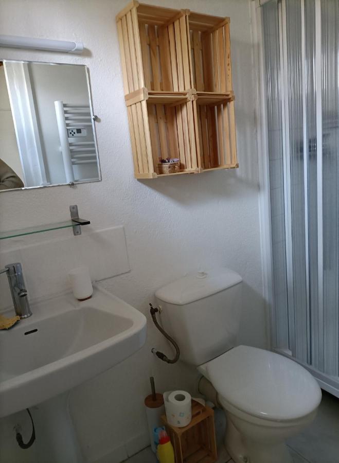 L'Esquirou Apartment Rocbaron Bagian luar foto