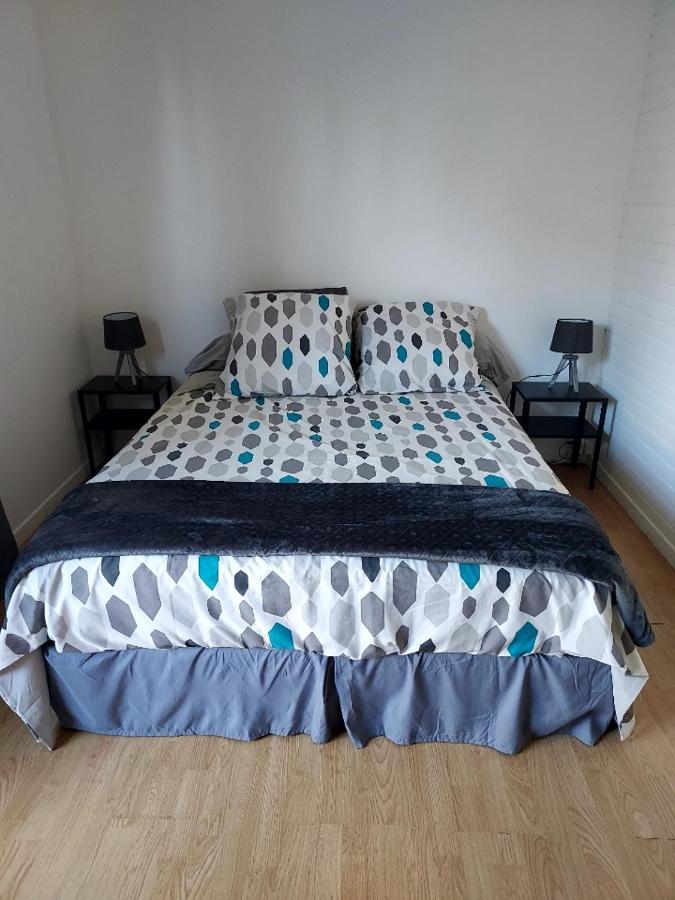 L'Esquirou Apartment Rocbaron Bagian luar foto